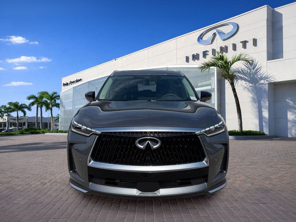 New 2027 GRAPHITE SHADOW INFINITI Luxe FWD image 2