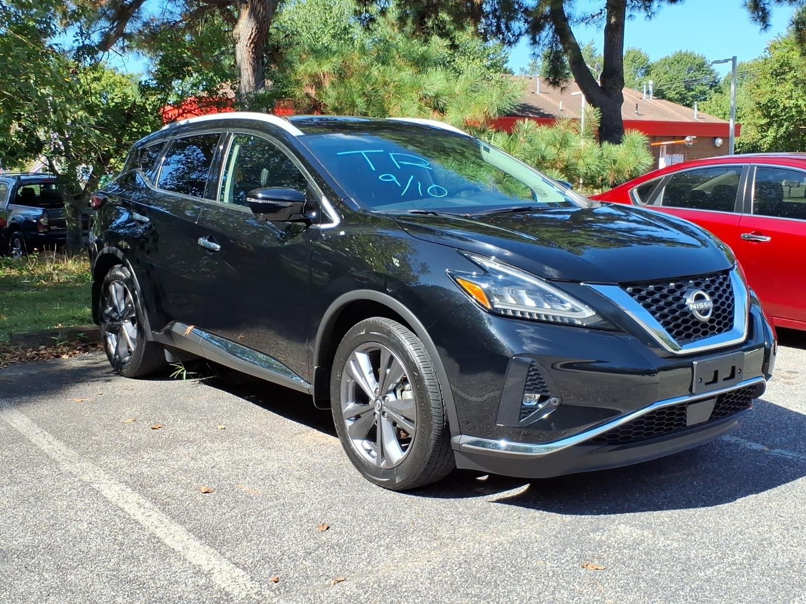 Used 2023 Super Black Nissan Platinum image 2