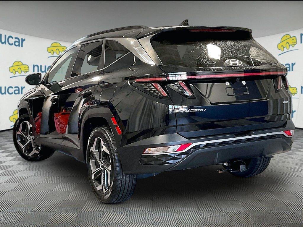 Used 2024 Black Hyundai SEL image 4