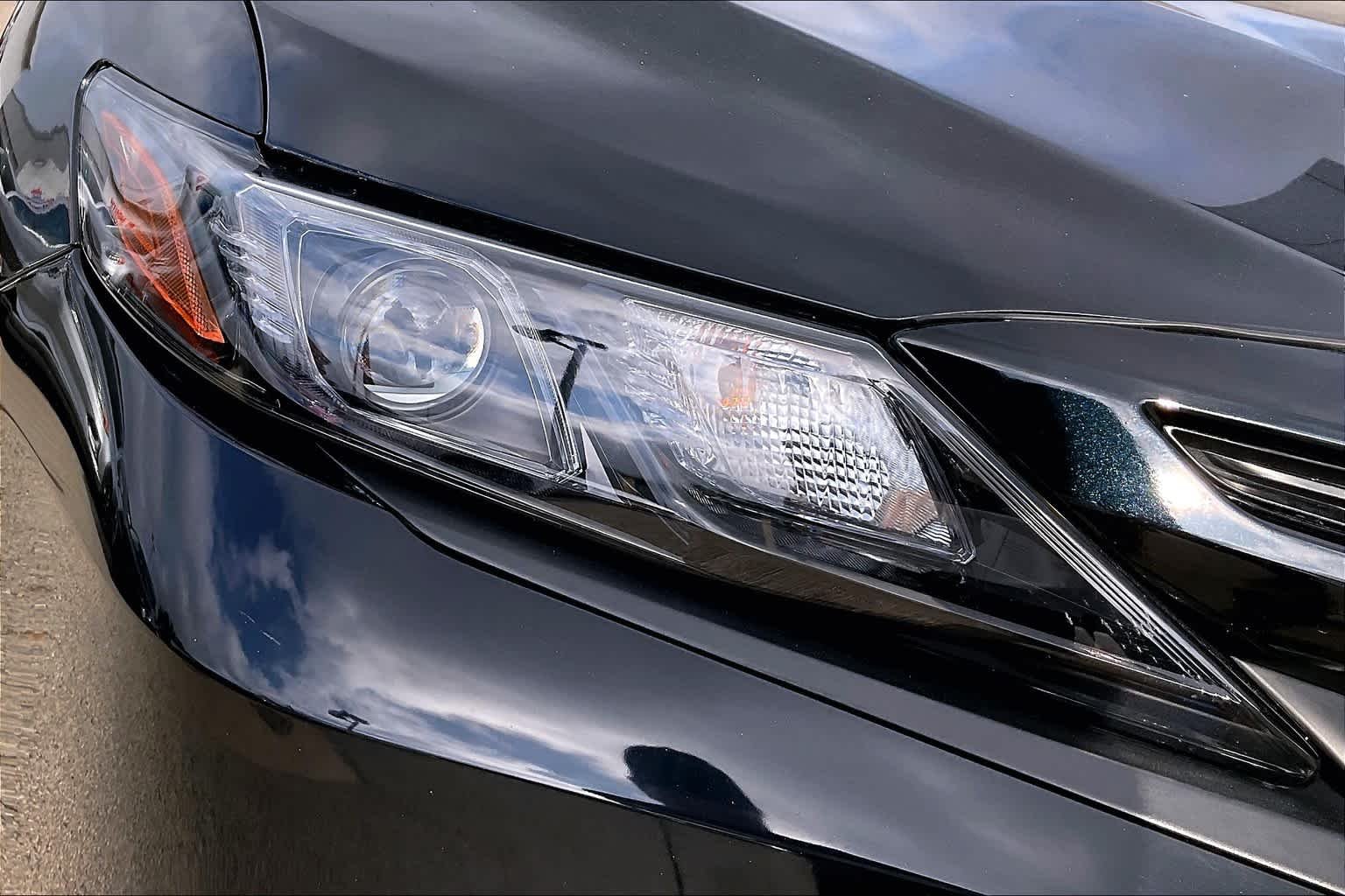 Used 2021 Midnight Black Metallic Toyota SE image 26
