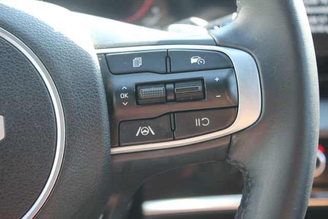 Used 2024 White Kia X-Line image 16