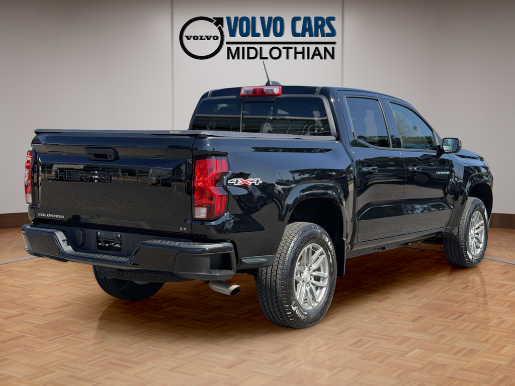 Used 2023 Black Chevrolet LT image 19