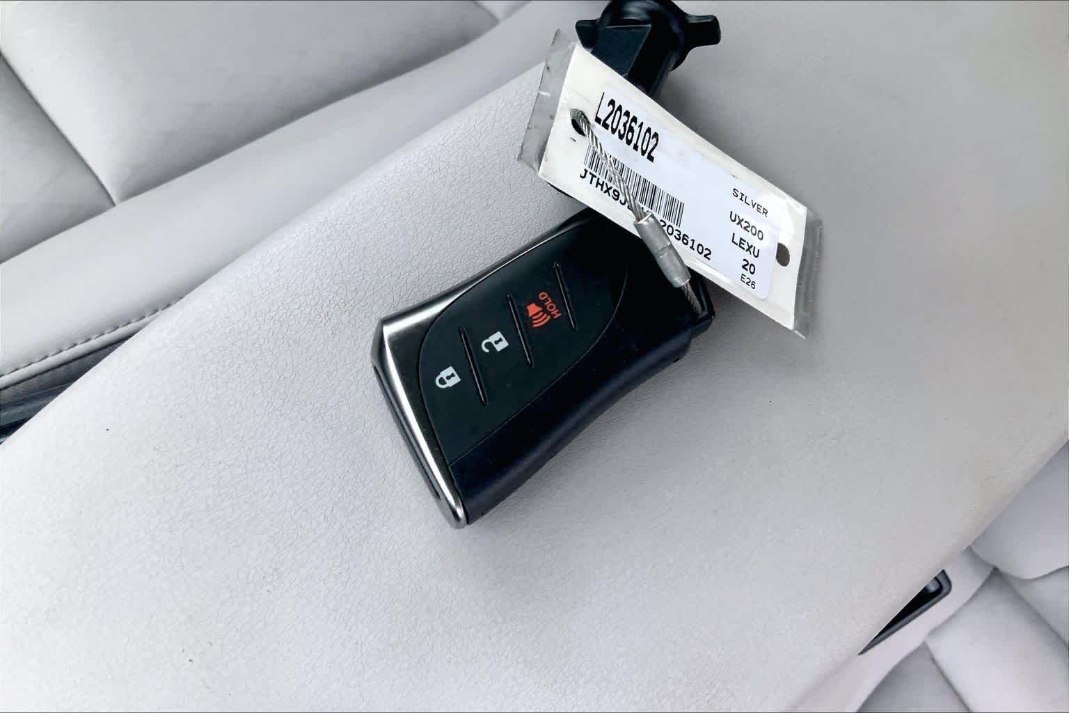 Used 2020 Silver Lining Metallic Lexus  image 14