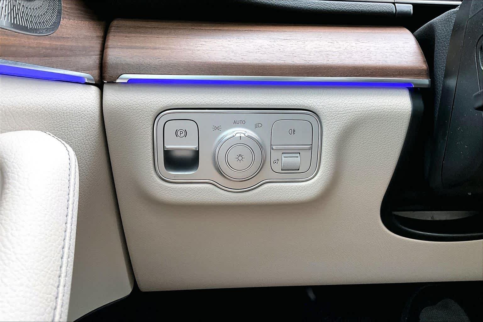 New 2026 Polar White Mercedes-Benz GLE 350 image 13