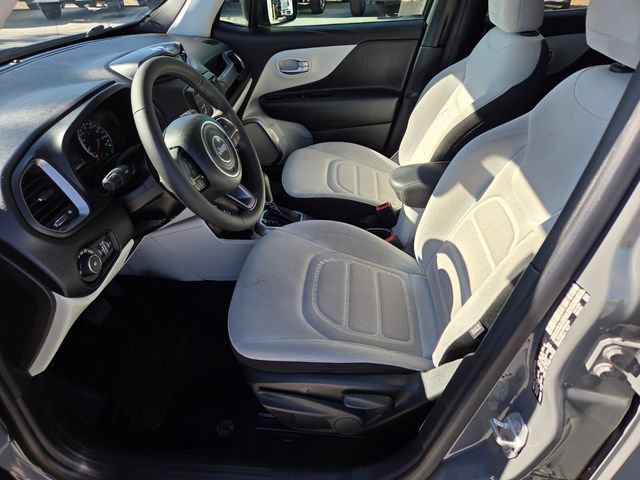 2022 Jeep Renegade Latitude - Photo 10