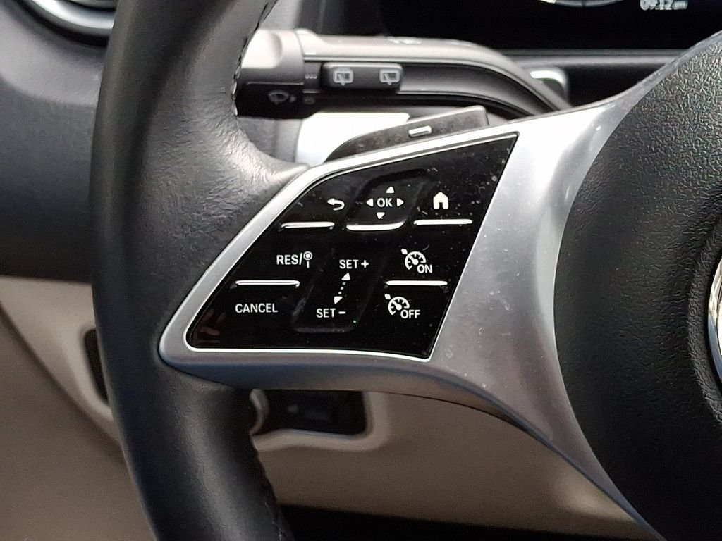 Certified Used 2025 White Mercedes-Benz GLB 250 image 20
