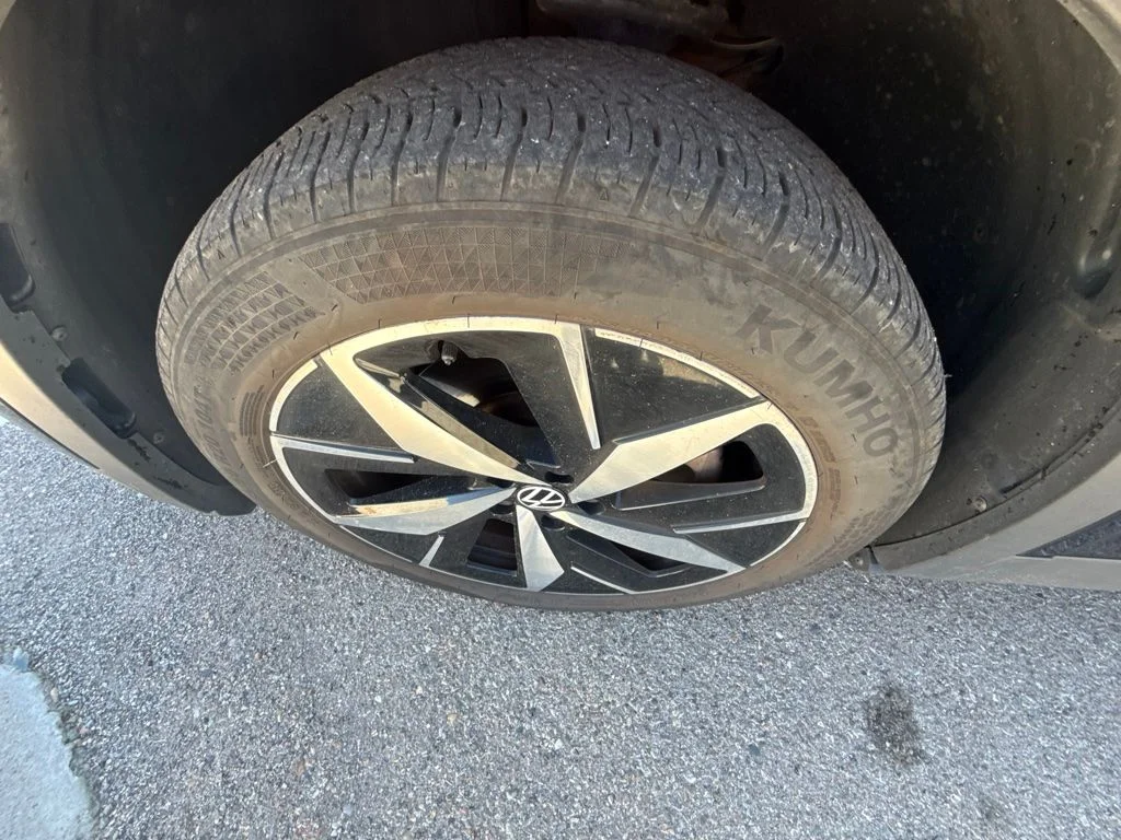 Used 2023  Volkswagen Pro S image 10