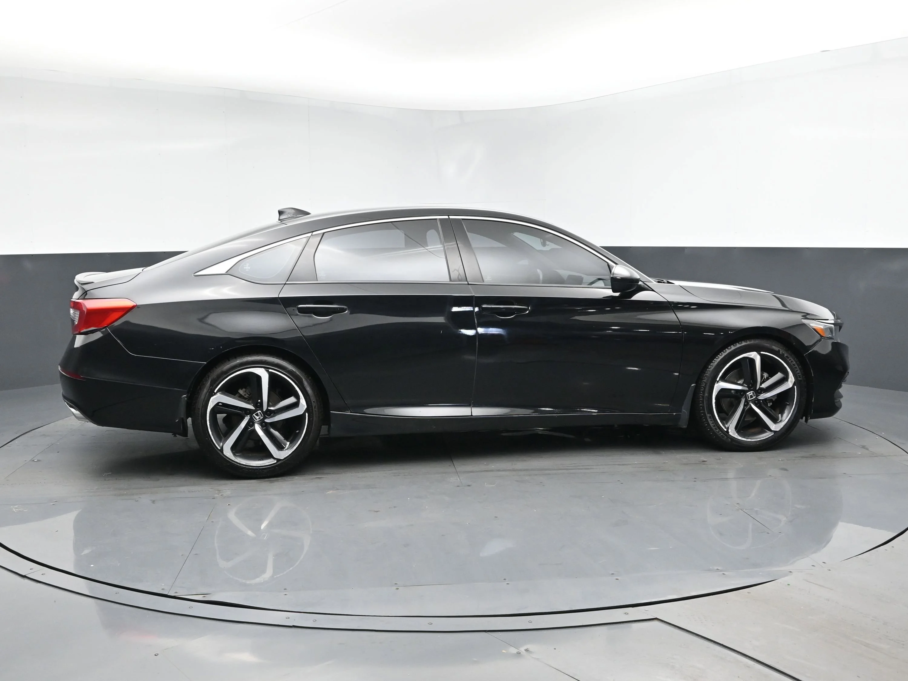 Used 2018 Crystal Black Pearl Honda Sport 1.5T image 3