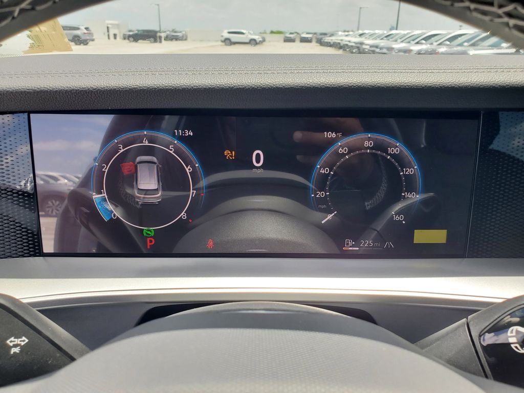New 2026 Silver Volkswagen 2.0T SE image 13