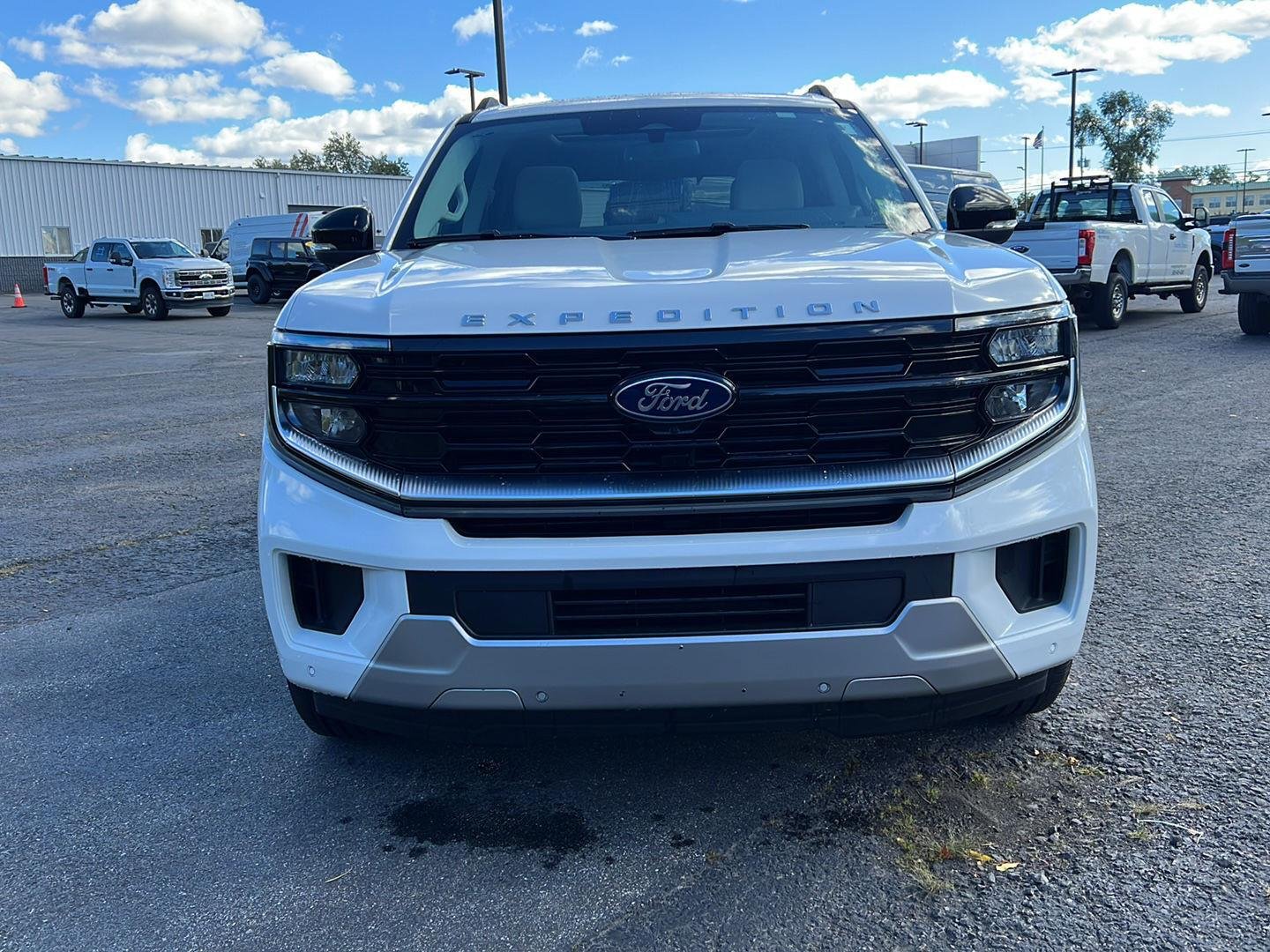 Used 2026 Star White Metallic Tri-Coat Ford Platinum image 17