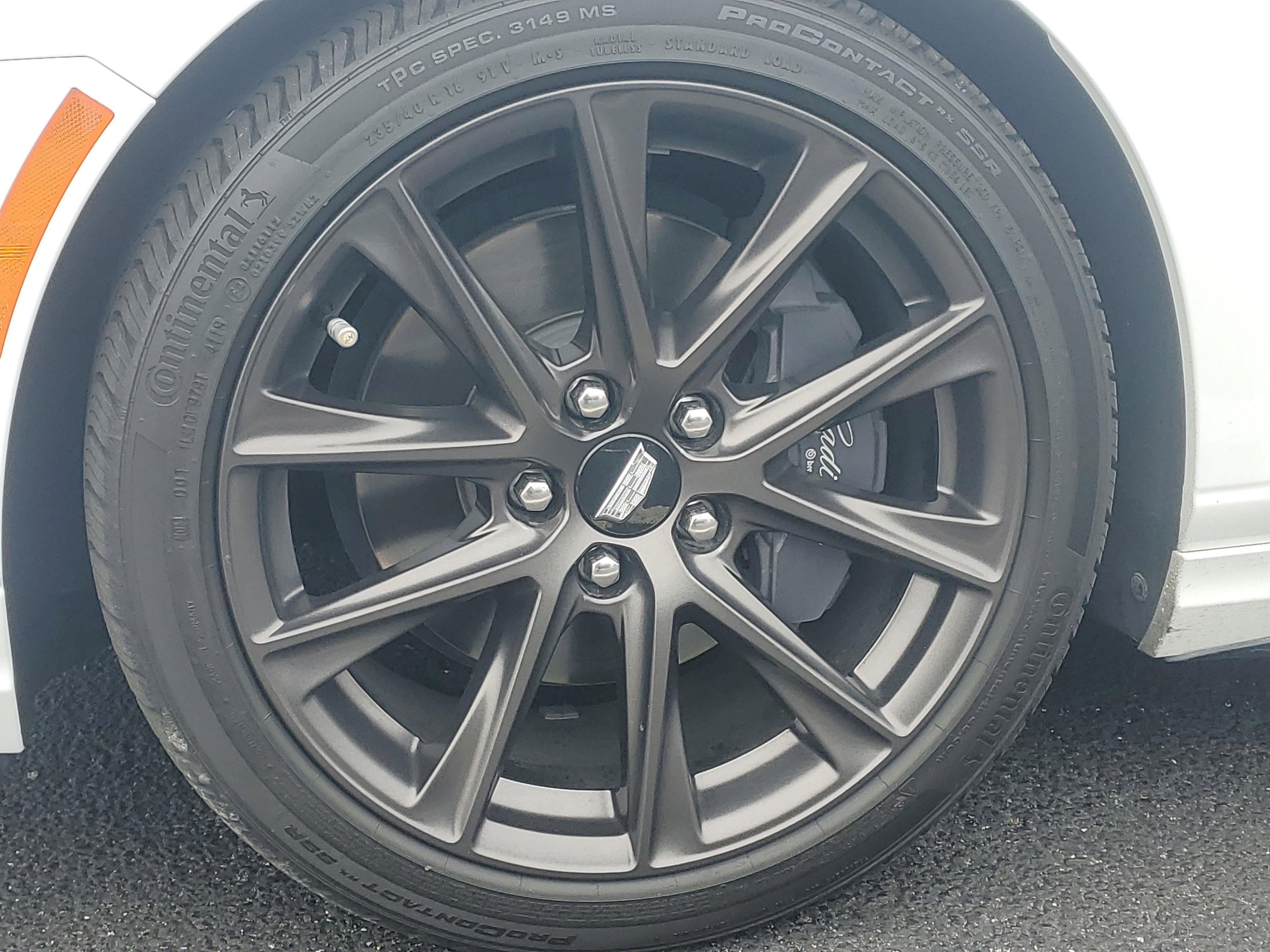 Used 2020 Summit White Cadillac Sport image 3