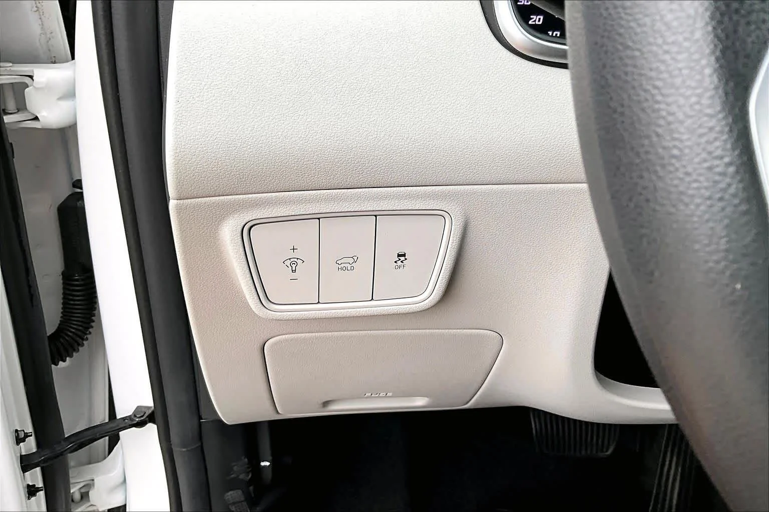 Used 2023 Serenity White Pearl Hyundai SEL image 33