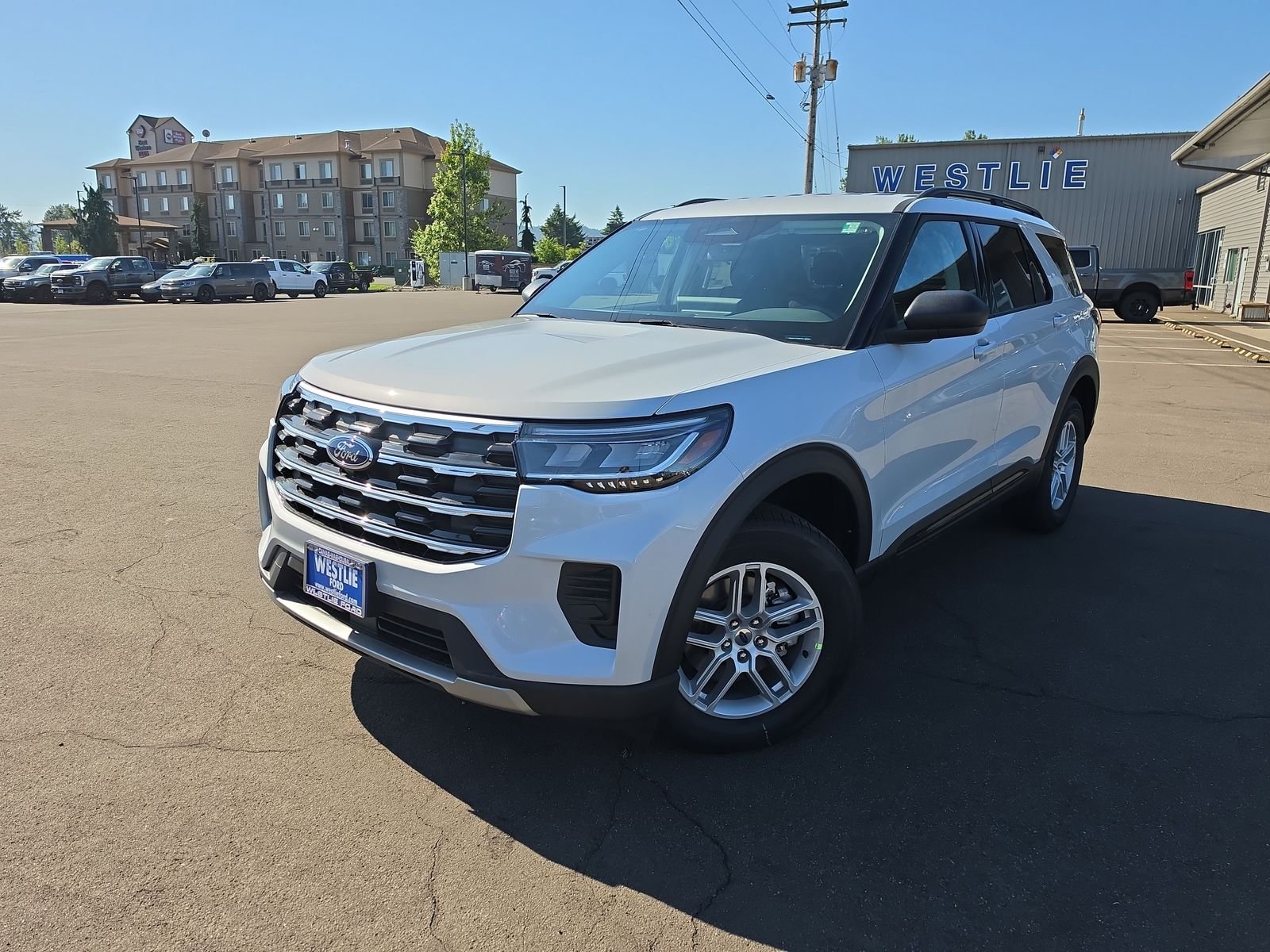 2026 Ford Explorer Active 4WD's photo