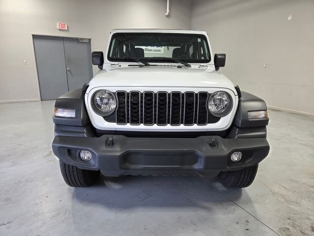 Used 2025 White Jeep Sport image 2