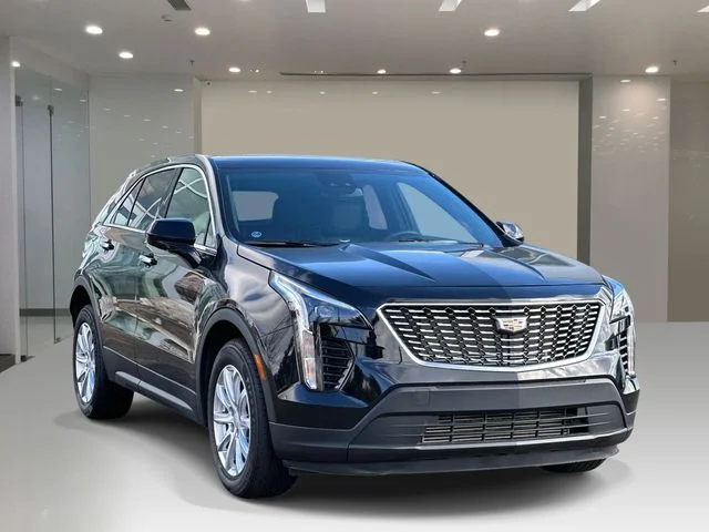 Used 2022 Black Cadillac Luxury image 6