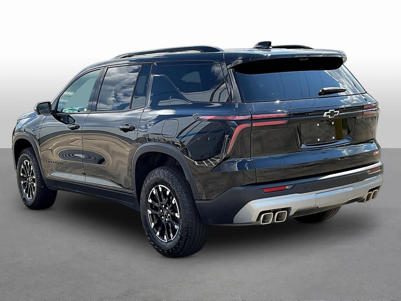 Certified Used 2026 Mosaic Black Metallic Chevrolet Z71 image 5