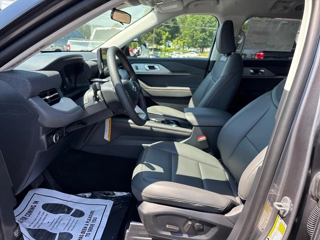 New 2026 Carbonized Gray Metallic Ford Active image 23