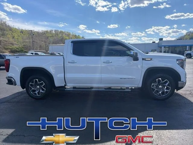 Used 2023 Summit White GMC SLT image 7