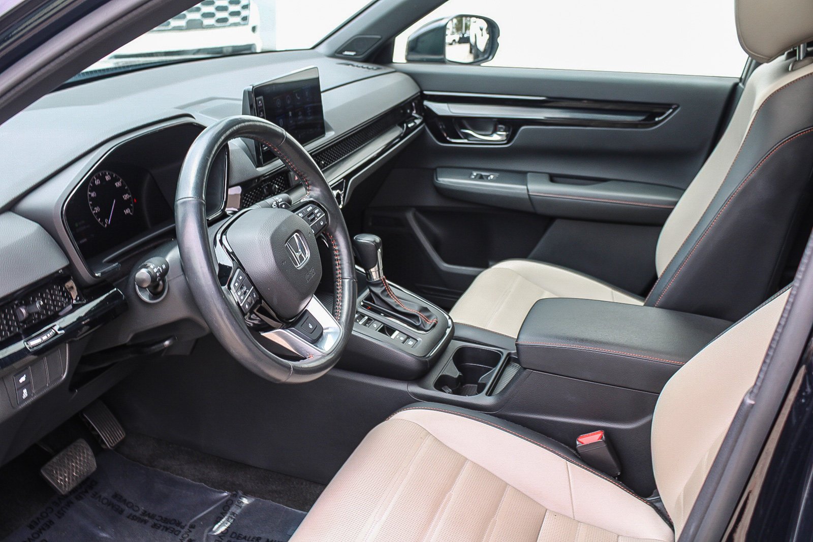 Used 2024  Honda Sport Touring image 18