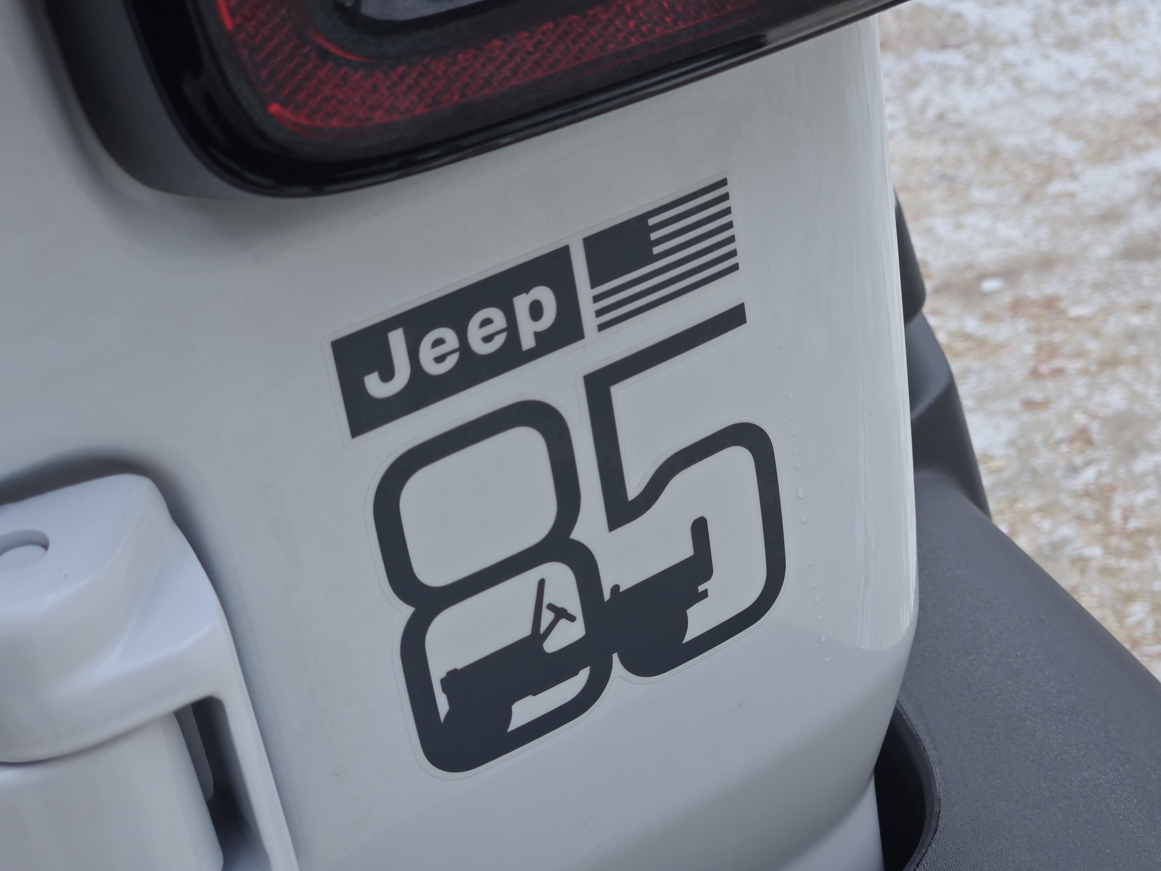 New 2026 Bright White Clear-Coat Exterior Paint Jeep 85th Anniversary image 8