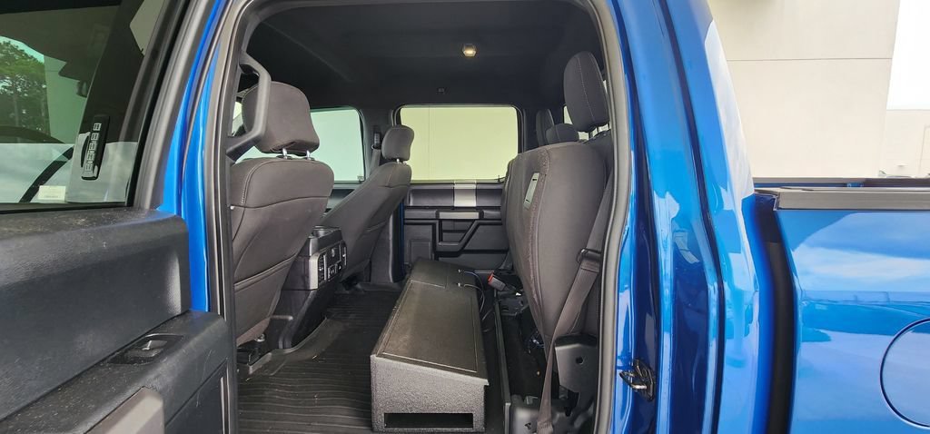 Used 2017 Lightning Blue Ford XL image 16