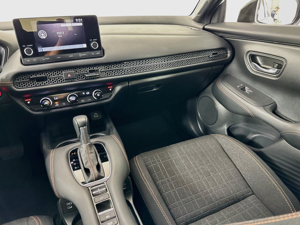2025 Honda HR-V Sport - Photo 22
