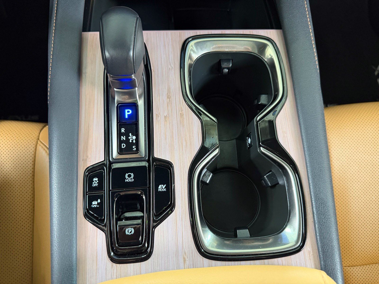 Used 2026 Gray Lexus 350h Premium image 23