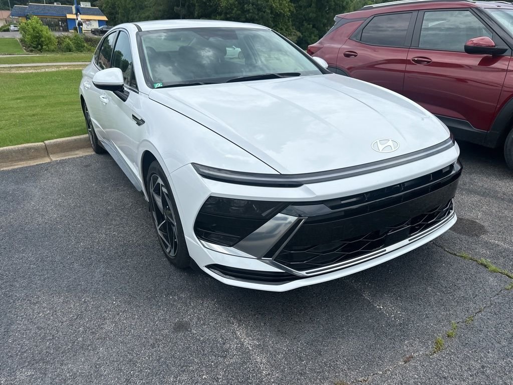 2026 Hyundai Sonata SEL AWD's photo