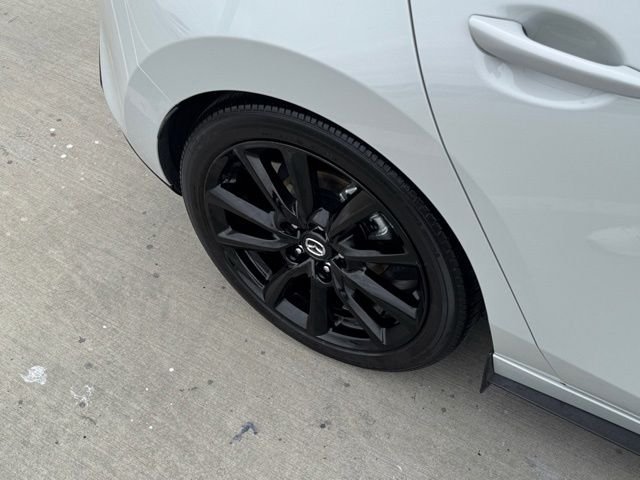 Certified Used 2024 Ceramic White Mazda 2.5 S Select Sport image 25