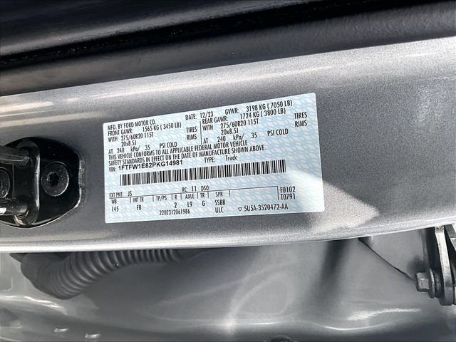 Used 2023 Silver Ford XLT image 9