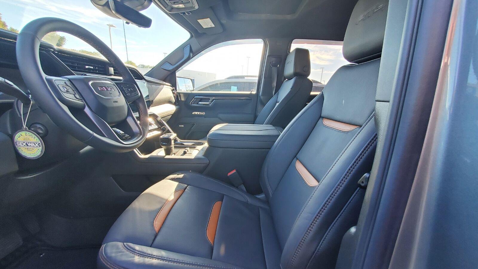 Used 2026 Sterling Metallic GMC AT4 image 3