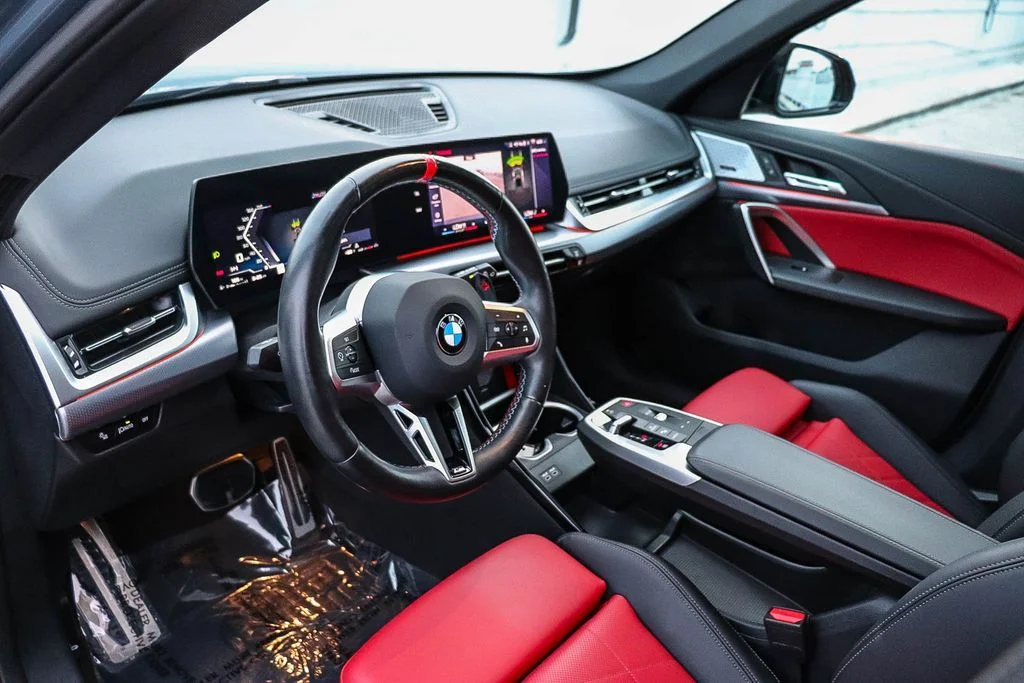 Used 2024 Gray BMW M35i image 23