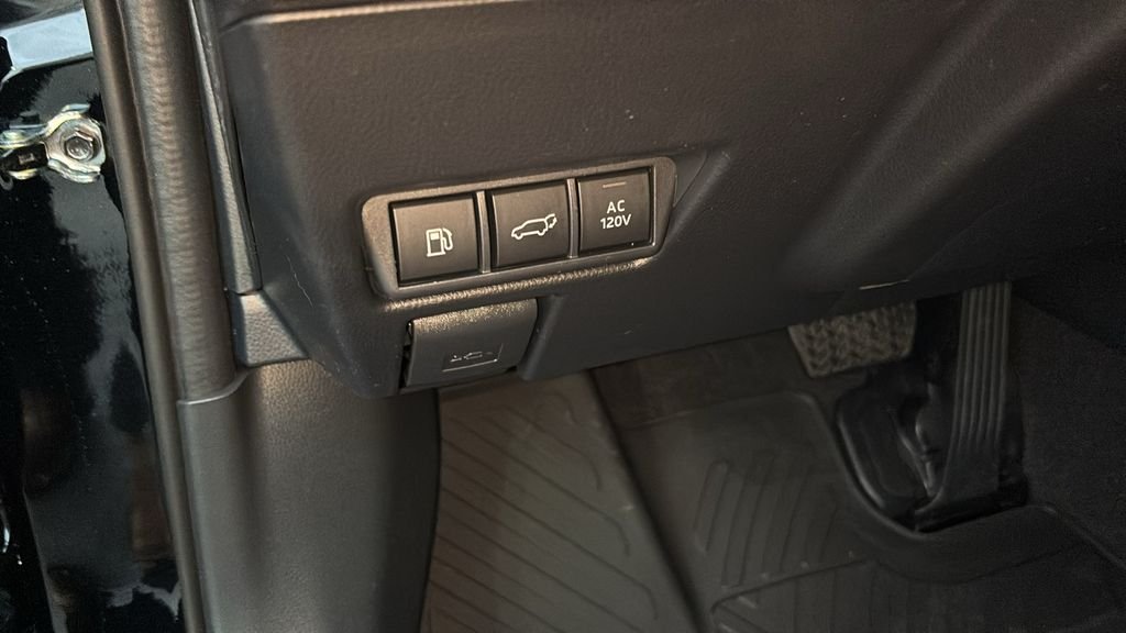 2026 Toyota Prius Plug-in Hybrid XSE Premium - Photo 16