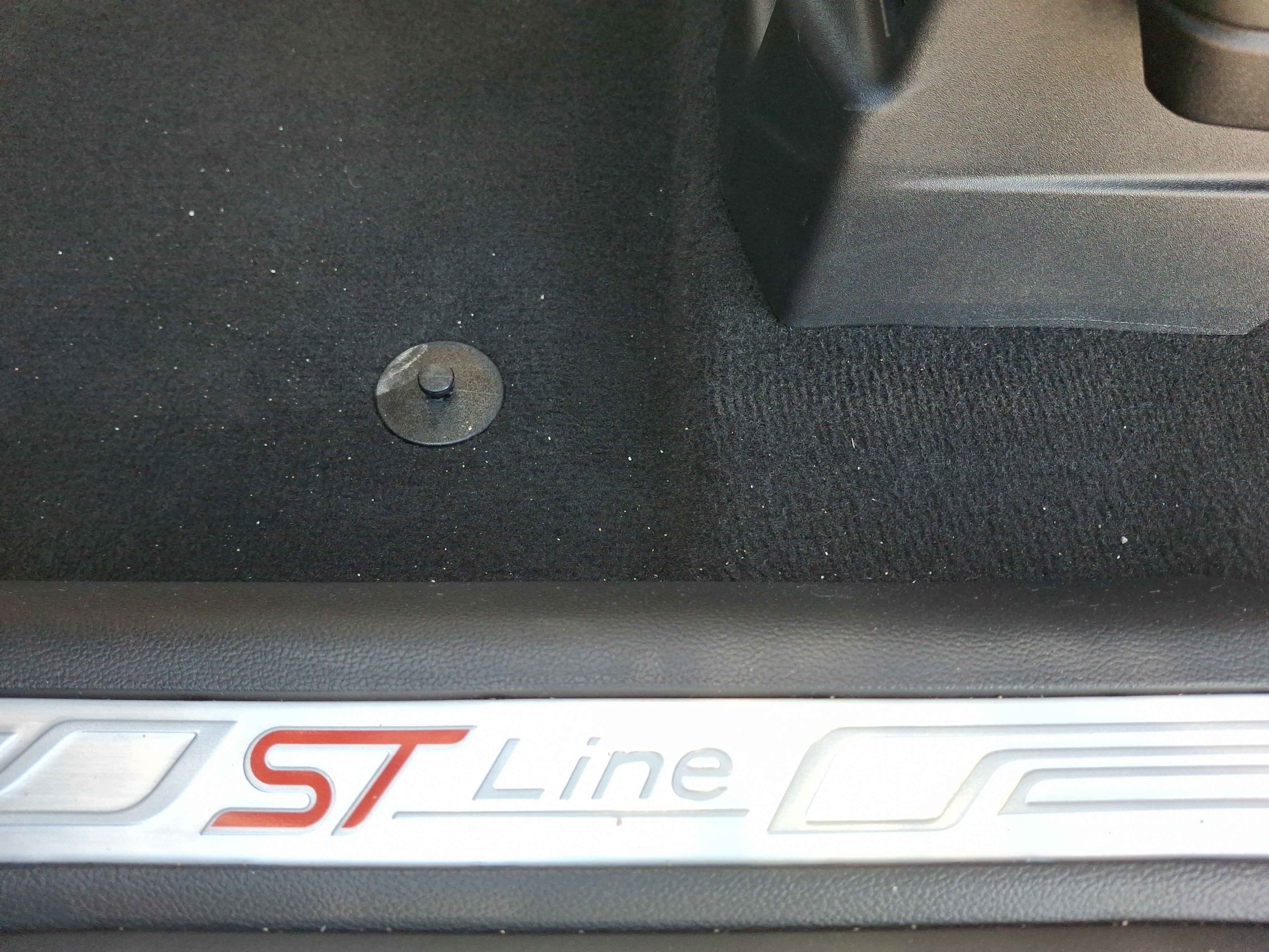 New 2026 Agate Black Metallic Ford ST-Line image 9