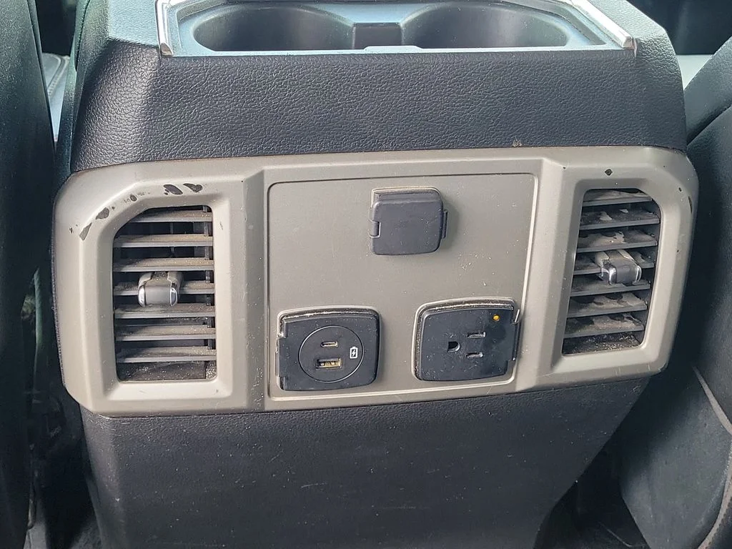 Used 2021 White Ford Lariat image 15