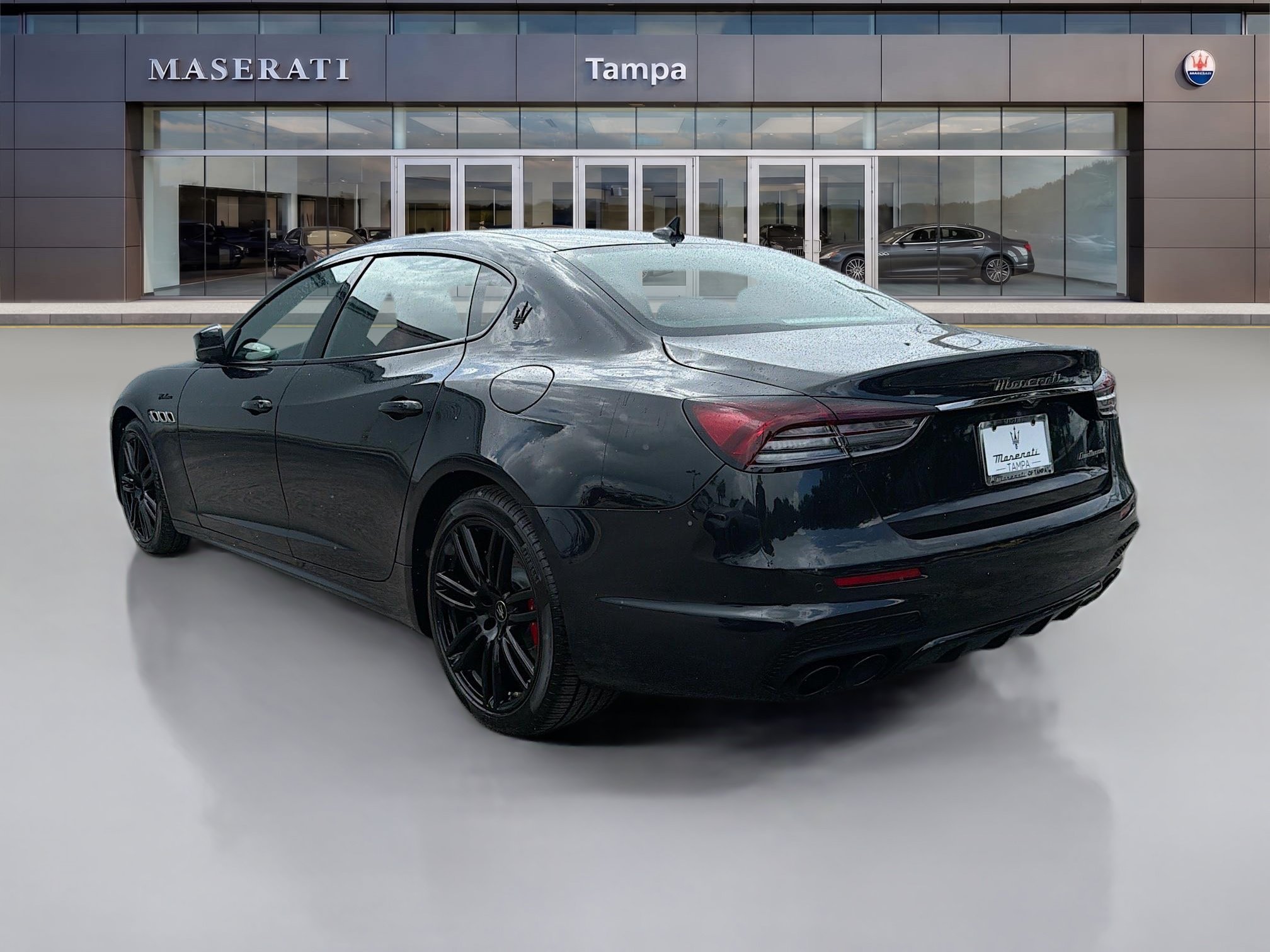 Used 2023 Nero Ribelle Mica Maserati Modena image 5