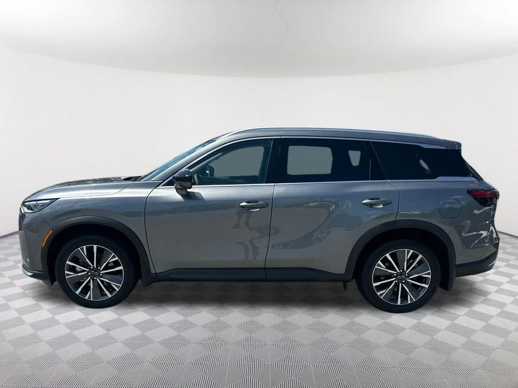 New 2027 GRAPHITE SHADOW INFINITI Luxe FWD image 8