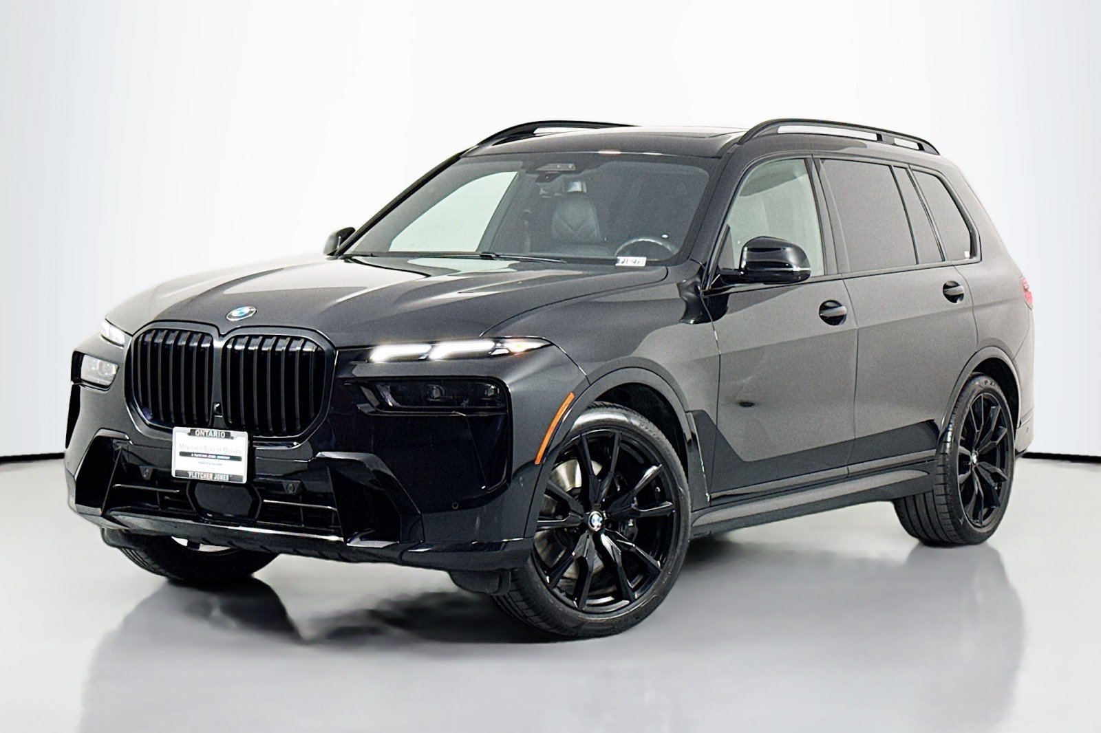 2023 BMW X7 xDrive40i's photo