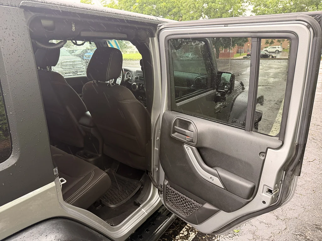 Used 2017 Billet Silver Metallic Clear Coat Jeep Rubicon image 13