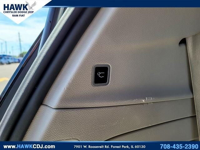 Used 2023 White Chrysler Touring L image 28