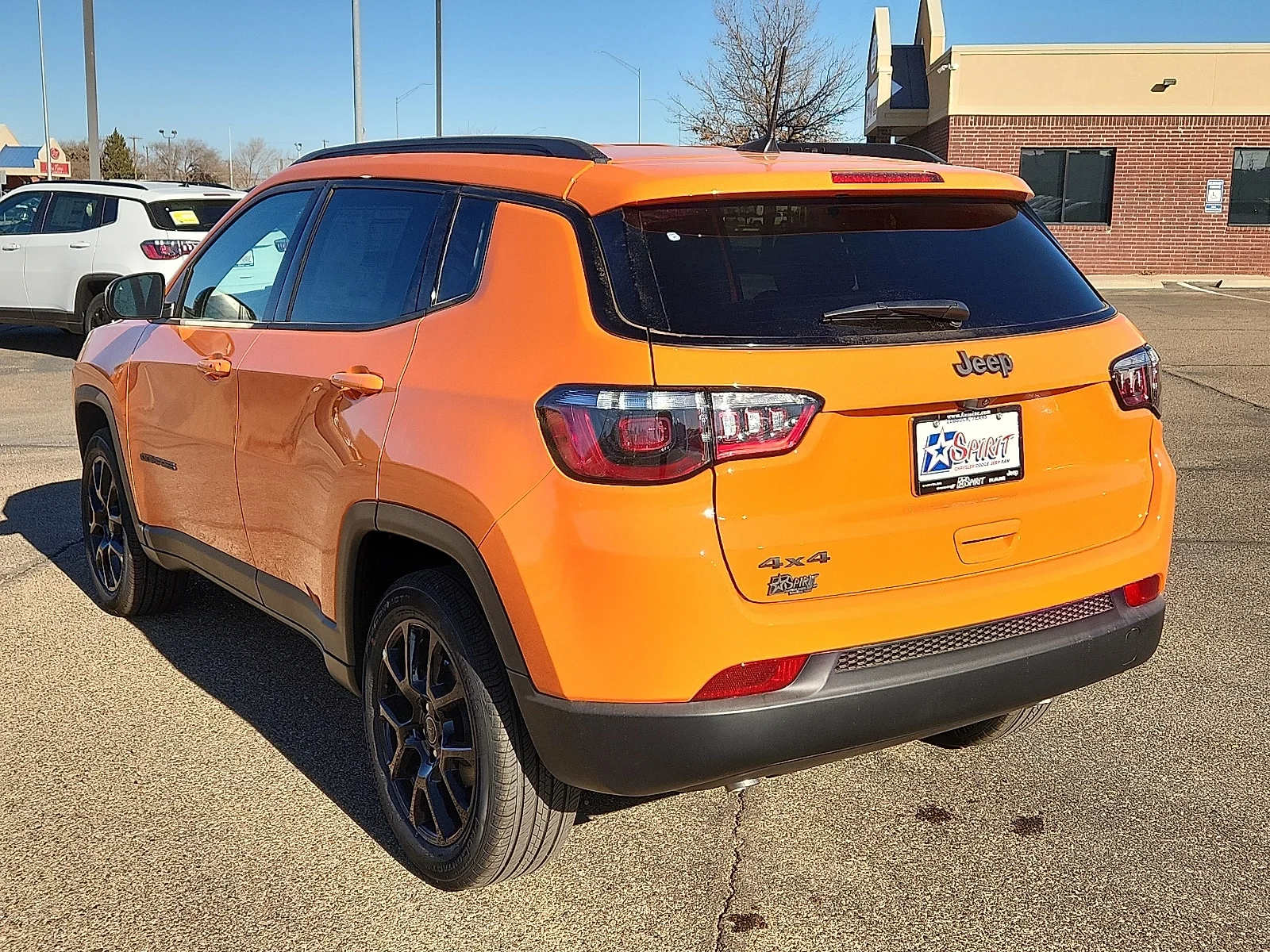 New 2026 Orange Jeep LATITUDE ALTITUDE 4X4 image 3