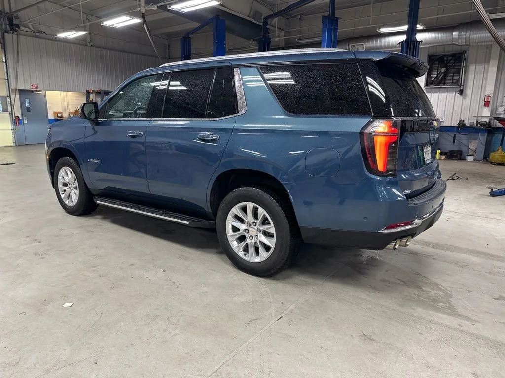 Used 2025 Lakeshore Blue Metallic Chevrolet Premier image 7