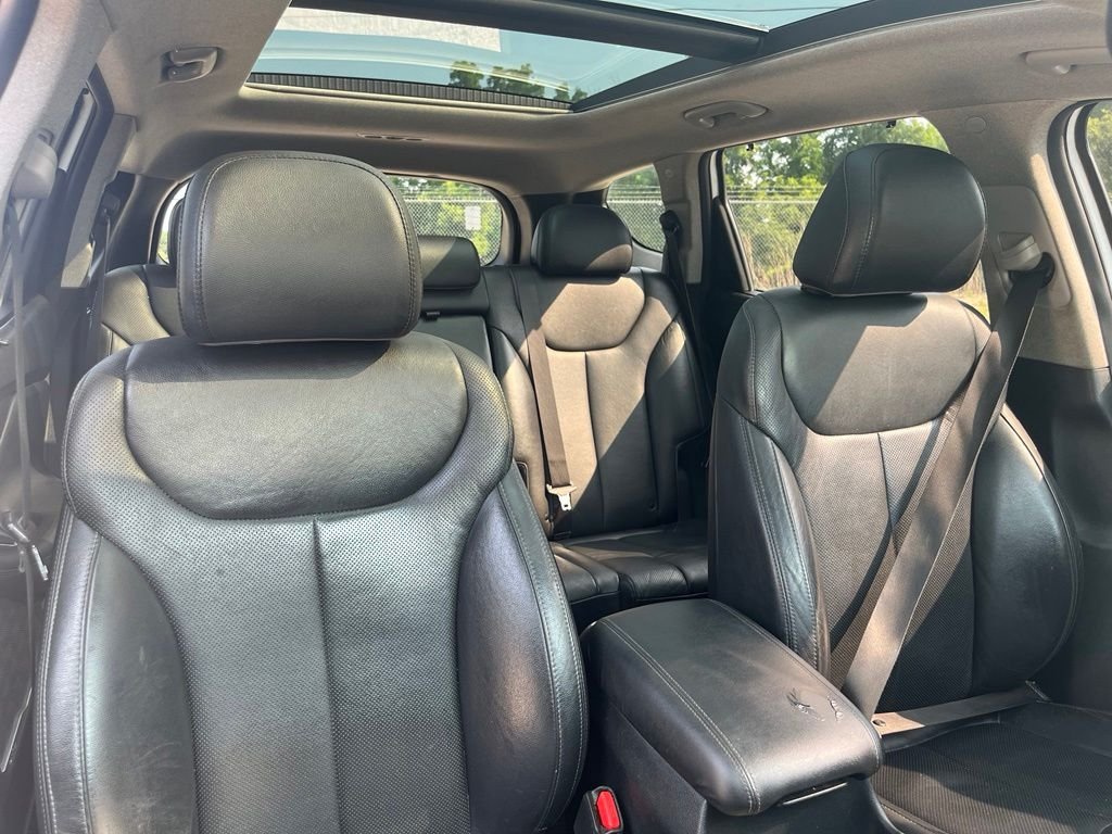 Used 2020 Quartz White Hyundai Limited image 40