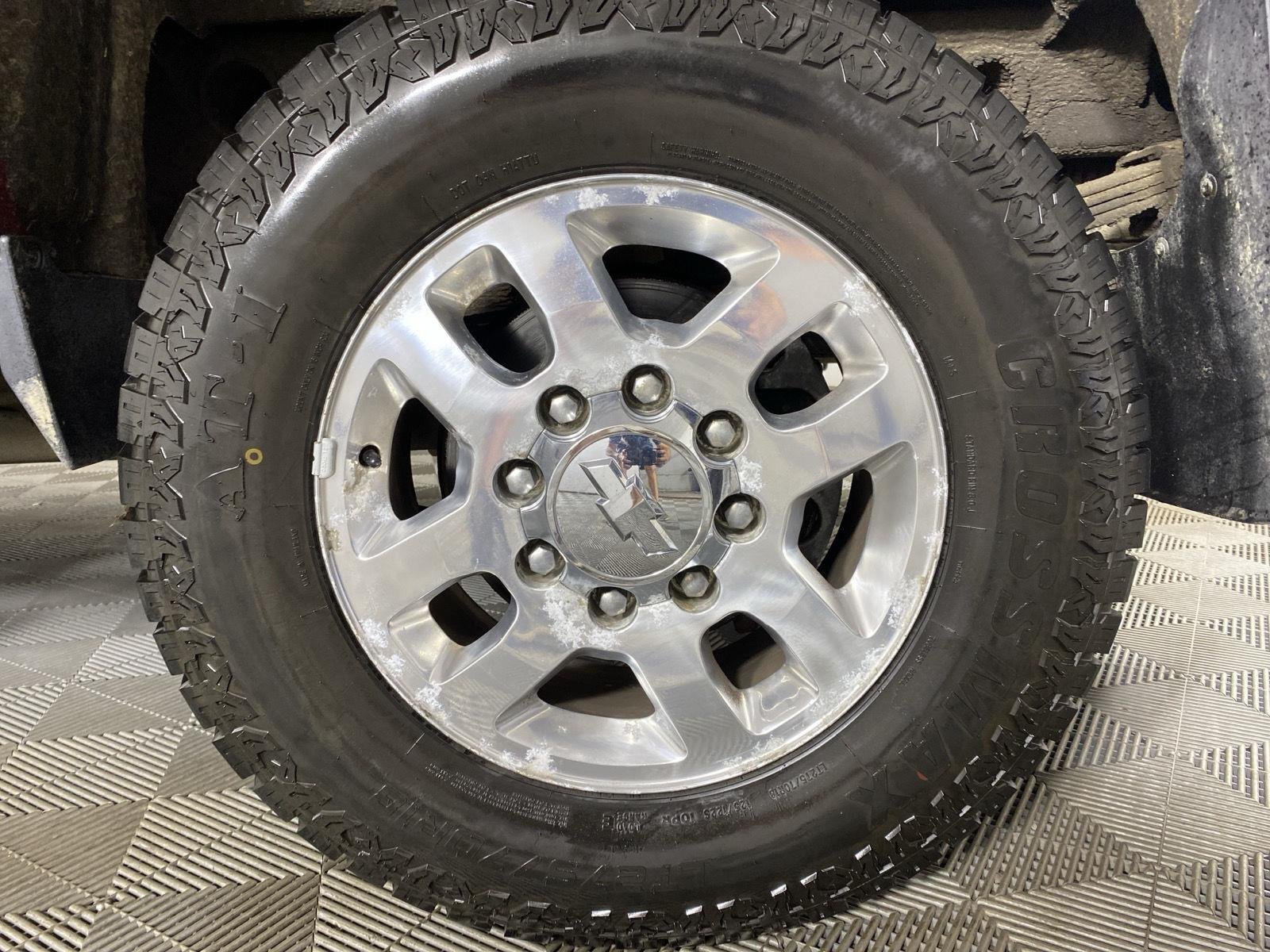 Used 2015 Deep Ruby Metallic Chevrolet LTZ image 9