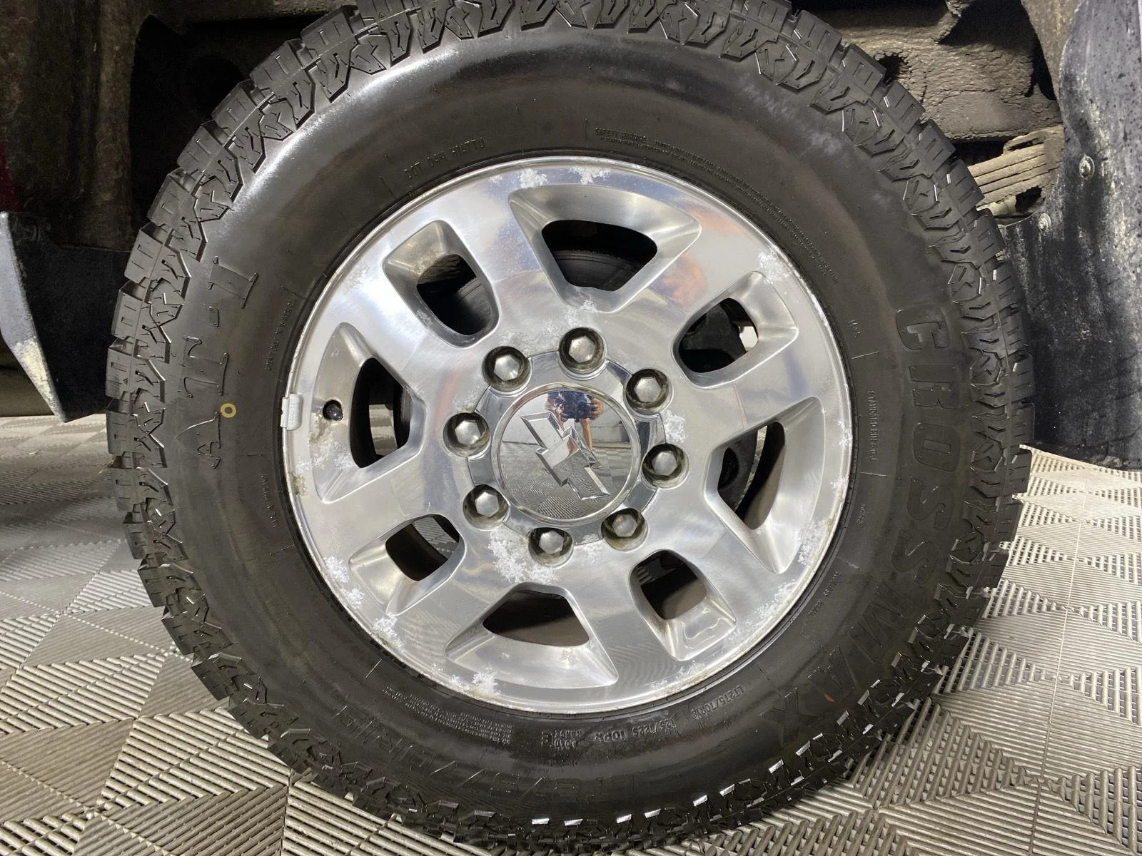 Used 2015 Deep Ruby Metallic Chevrolet LTZ image 9