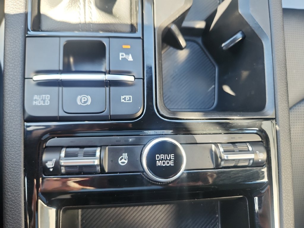 Certified Used 2025 Gray Kia GT-Line image 22