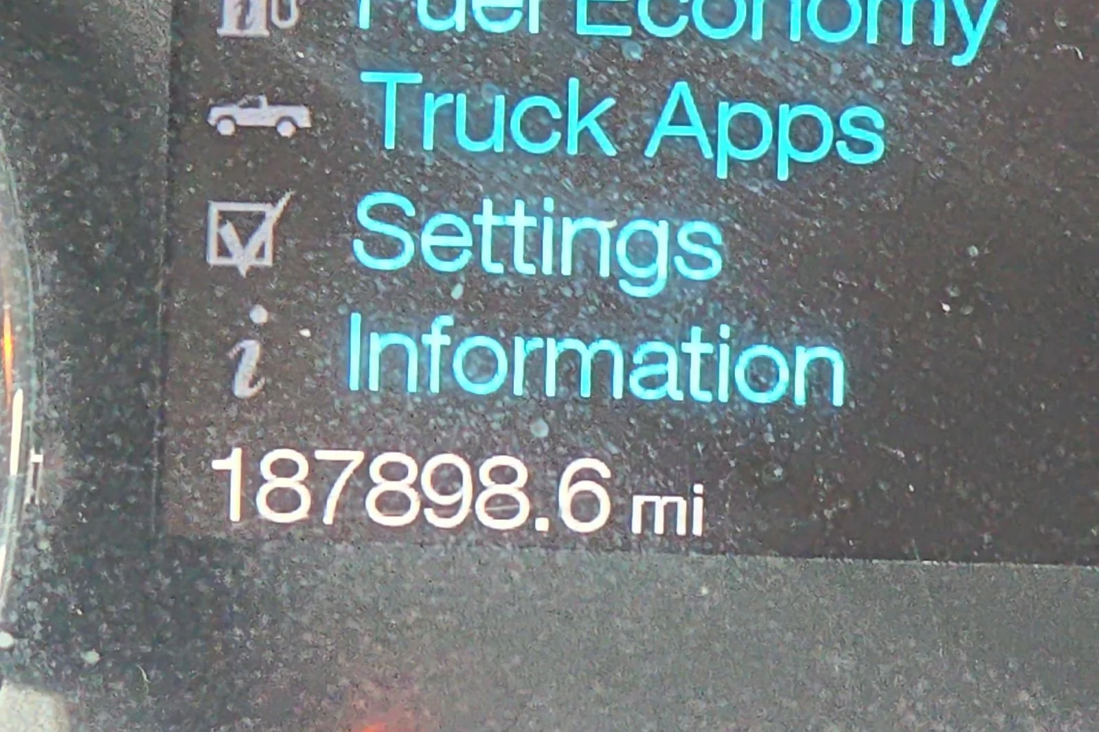 Used 2011  Ford  image 22