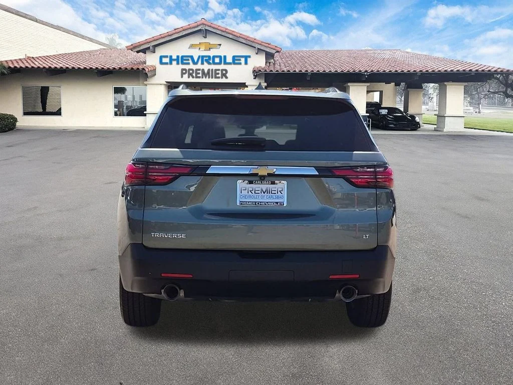 Used 2023 Green Chevrolet LT image 7
