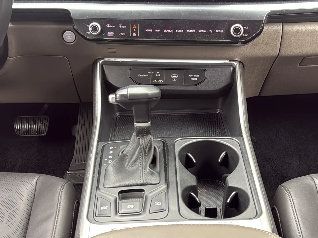 Used 2025 Blue Kia LXS image 33