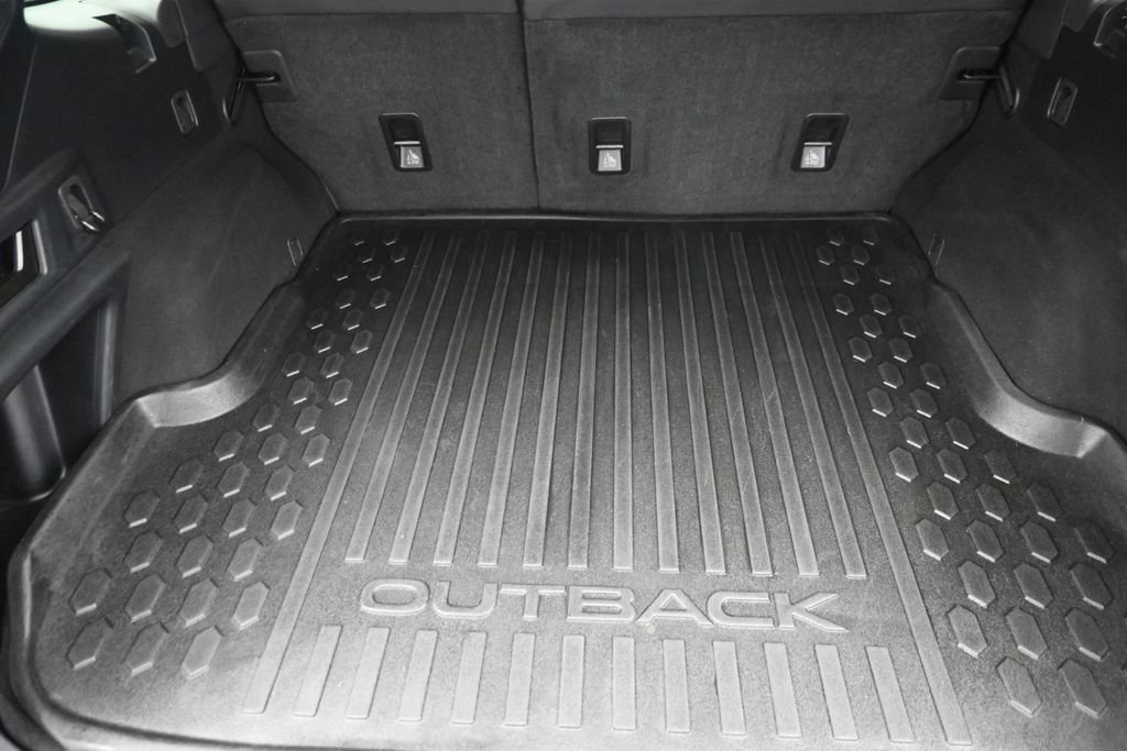 Used 2020 Blue Subaru Onyx Edition XT image 11